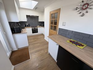 Photo 5- click for photo gallery